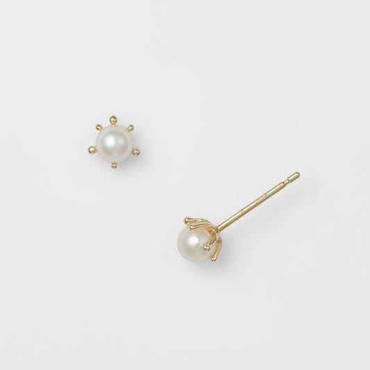 K10 Pearl Earrings