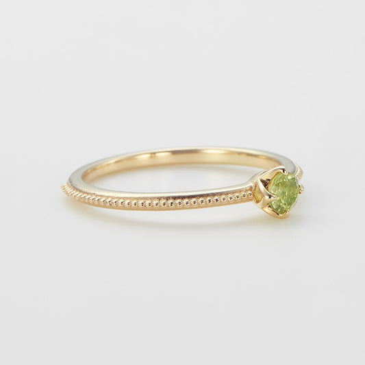 <August Birthstone> K10 Peridot Pinky Ring (Mother)