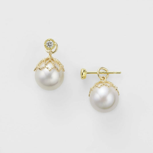 K18 Diamond Earrings (0.04Ct)