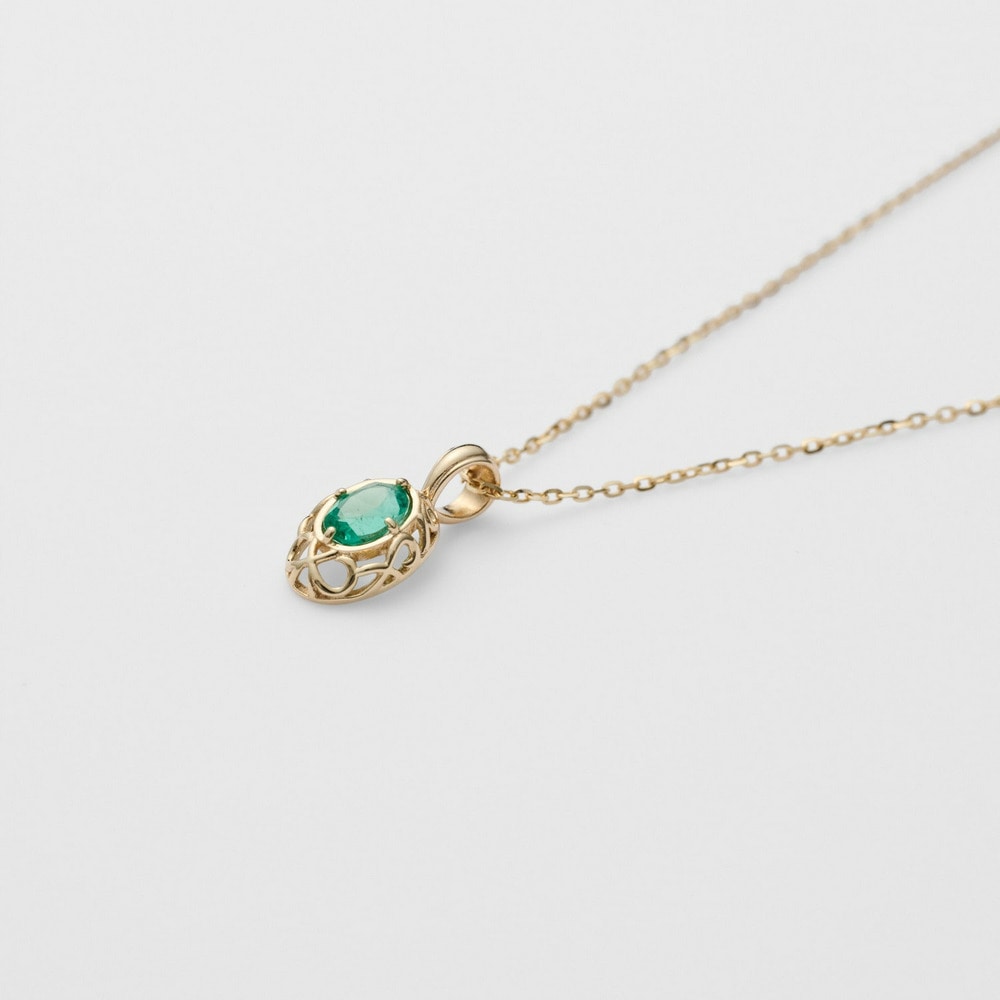 <May Birthstone> K10 Emerald Necklace