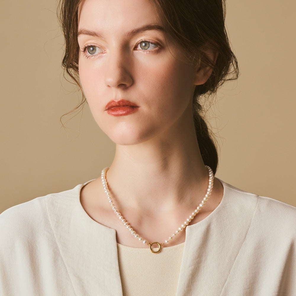Gold Pearl Necklace