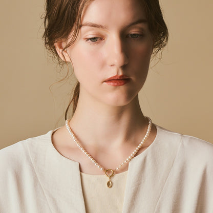 Gold Pearl Necklace