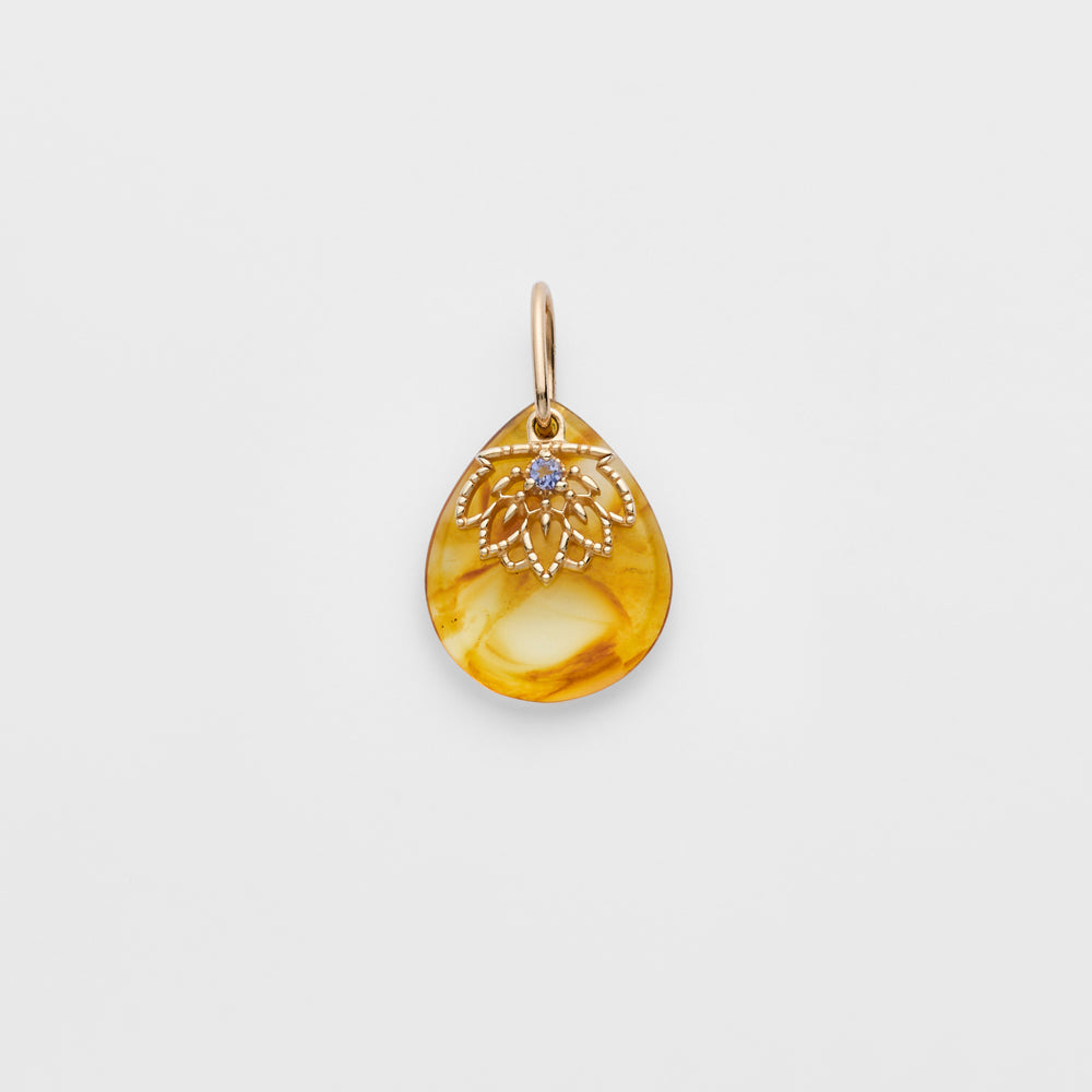 K5 Amber Charm