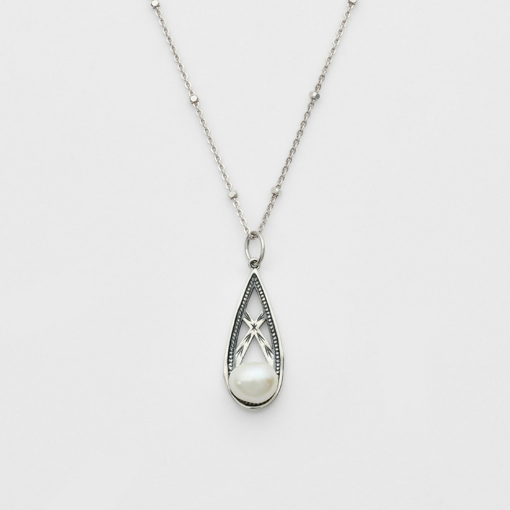 <June Birthstone> Silver Pearl Charm