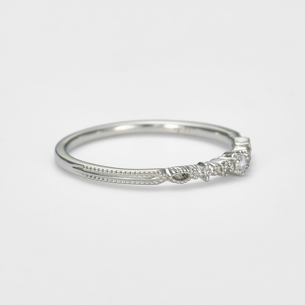 Platinum Diamond Ring (0.04Ct)