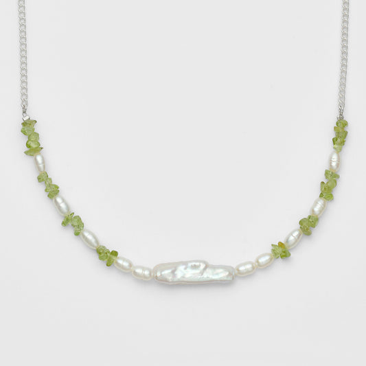 Silver Freshwater Pearl/Peridot Necklace