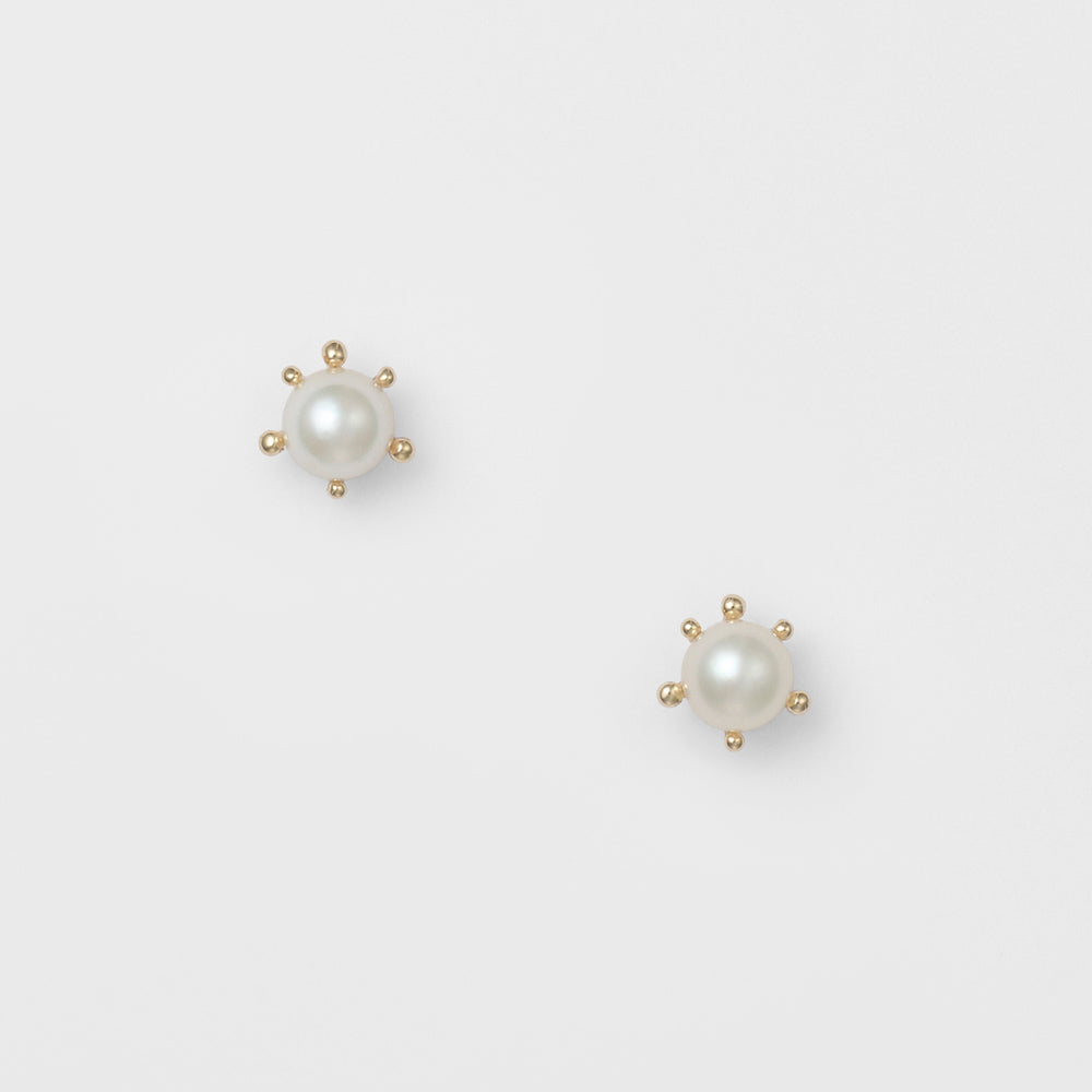 K10 Pearl Earrings