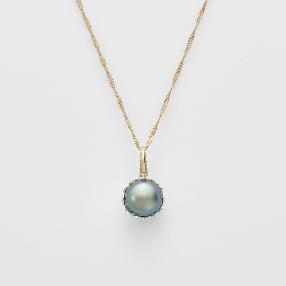 Silver/K10 Pearl Charm (Black)