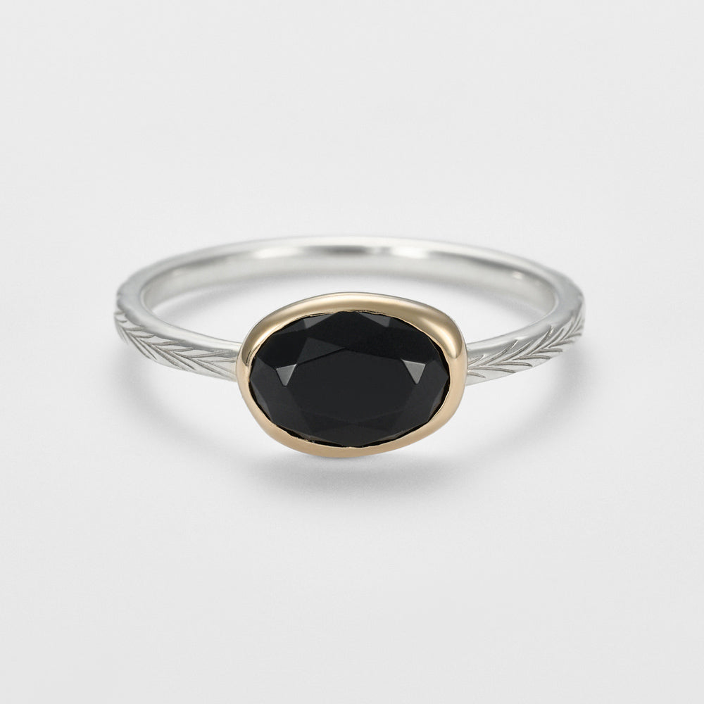 Silver Black Chalcedony Ring