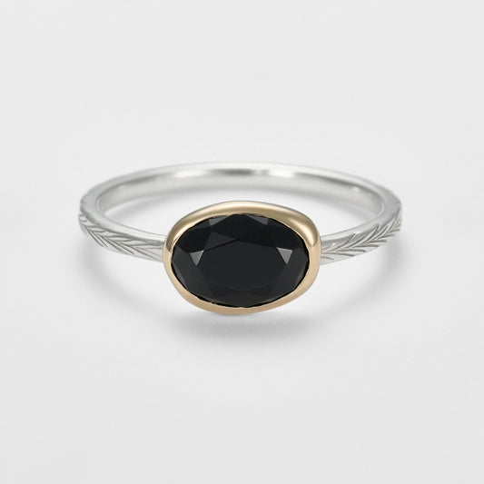 Silver Black Chalcedony Ring