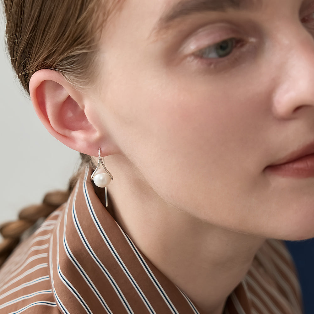 Silver Pearl Earrings