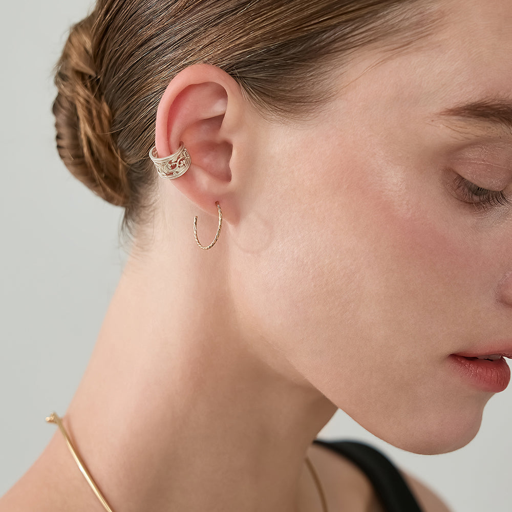 《Web Exclusive》Hoop Earrings (Gold Color)