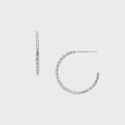 《Web Exclusive》Silver Hoop Earrings