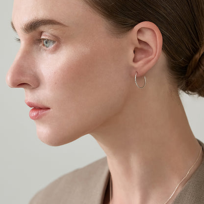 《Web Exclusive》Silver Hoop Earrings
